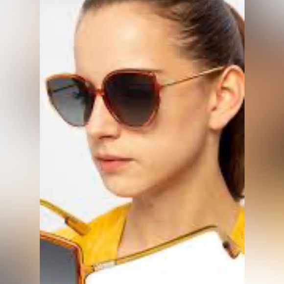 Dior Sunglasses - Picture 9 of 9